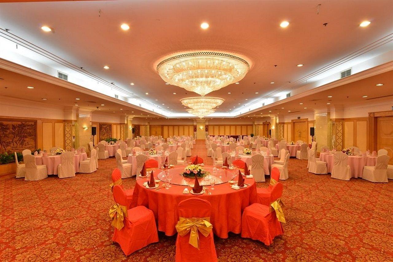 Luxemon Hotel Pudong Шанхай Экстерьер фото